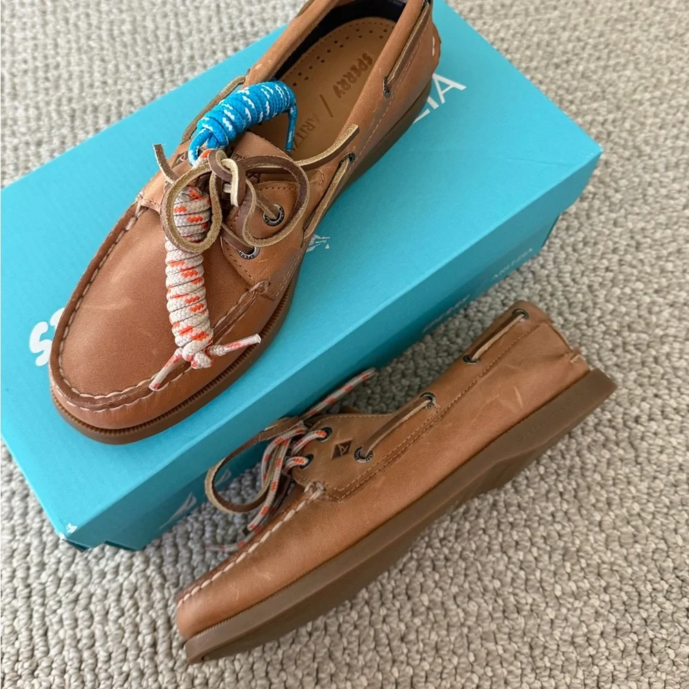 Aritzia x Sperry collab boat shoes with paracord laces
